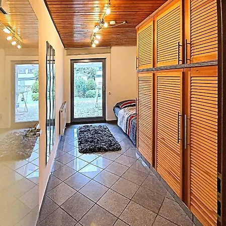 Apartment Tlf